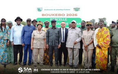 SAM MOTORS et l’engagement communautaire : deux véhicules DFSK C32 offerts au village de Boukébo